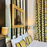 Pratic Hotel