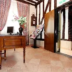 Hotel Pratic 2*